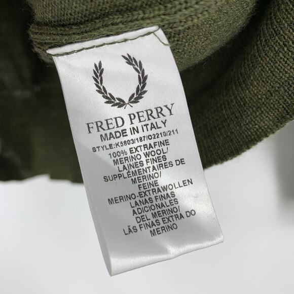 Fred Perry K5803 Womens Merino Wool Sweater Size 8 Olive Green V-Neck - Picture 6 of 6